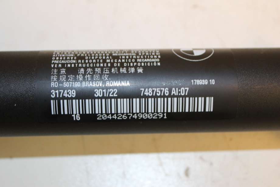 Baklukedemper til BMW i4 2021-->> (G26) (G26) (BMW|51 24 7 487 576|)