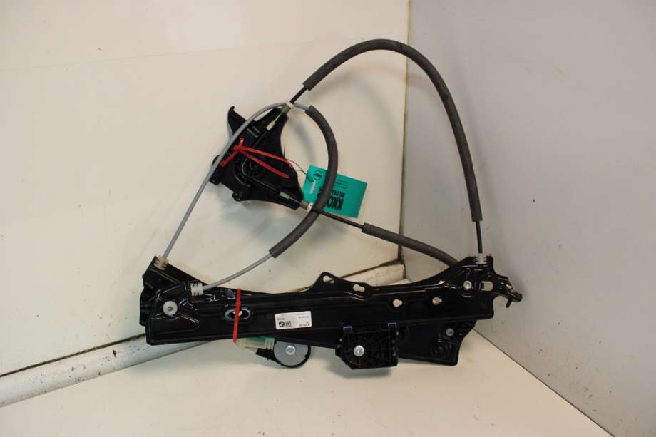 Ruteheis til BMW i4 2021-->> (G26) (G26) (BMW|51 35 5 A41 AD1|)