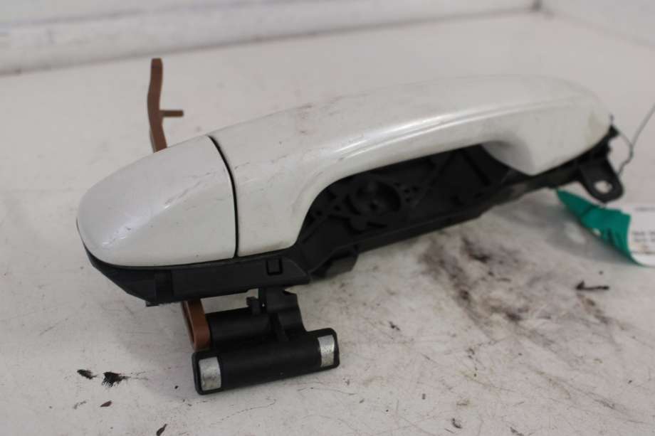Dørhåndtak utv venstre bak til Toyota RAV4 2013-2015 (Type IV, Fase 1)  (TOYOTA|6921142040A1|6920442070|)