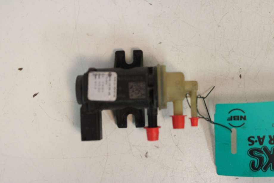 Vakuumventil til VW Caddy 2015-2020 (Type III, Fase 3)  (VOLKSWAGEN|04L 131 051 C|04L 131 051 AH|)