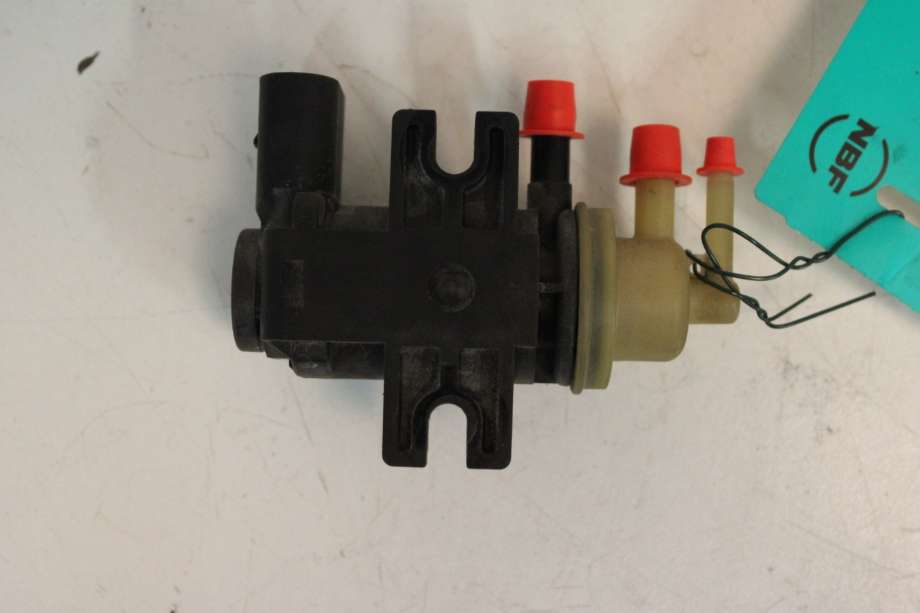 Vakuumventil til VW Caddy 2015-2020 (Type III, Fase 3)  (VOLKSWAGEN|04L 131 051 C|04L 131 051 AH|)