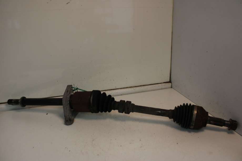 Drivaksel høyre foran til Nissan Qashqai 2007-2010 (Type I, Fase 1) (NISSAN|39100BB32B|)