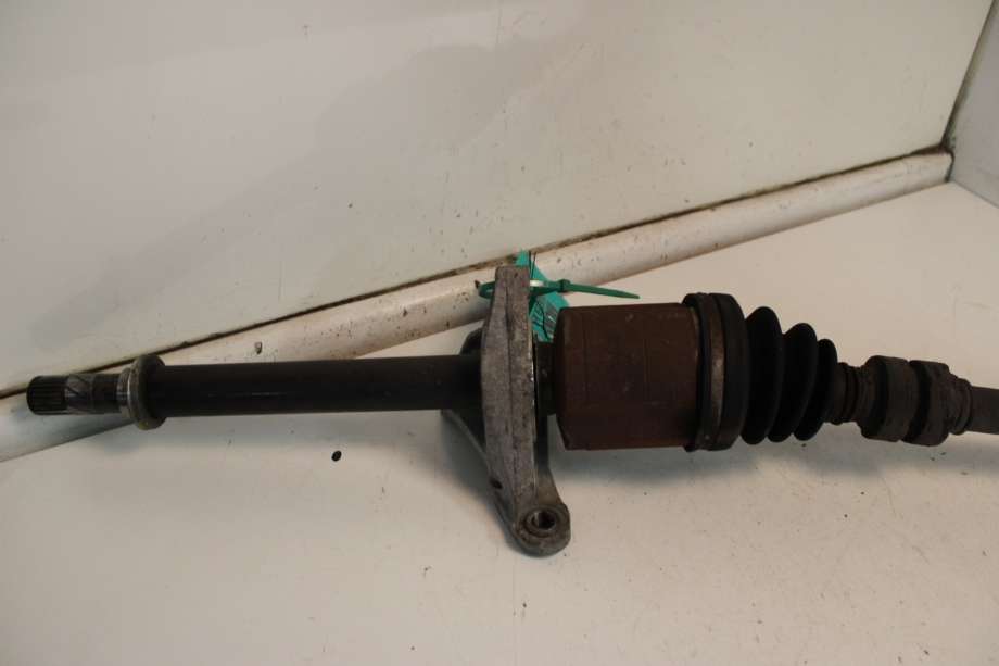 Drivaksel høyre foran til Nissan Qashqai 2007-2010 (Type I, Fase 1) (NISSAN|39100BB32B|)
