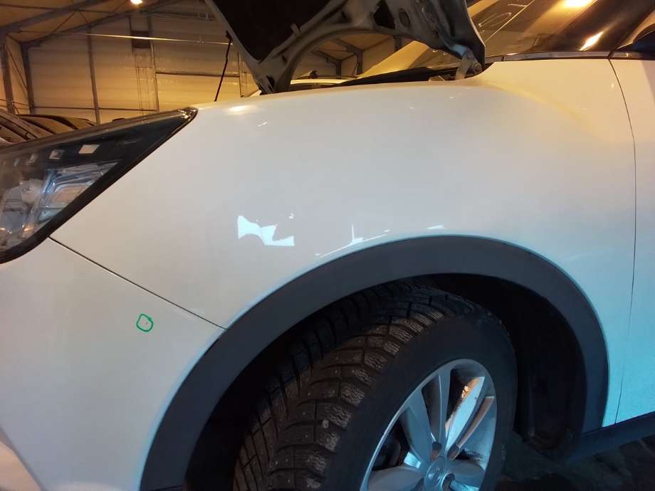 Skjerm venstre foran til SsangYong Tivoli, 2016-->> (SSANGYONG|)