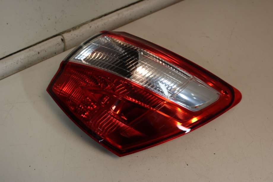 Baklykt høyre til Nissan Qashqai, 2010-2014 (Type I, Fase 2)  (NISSAN|26550BR00B)