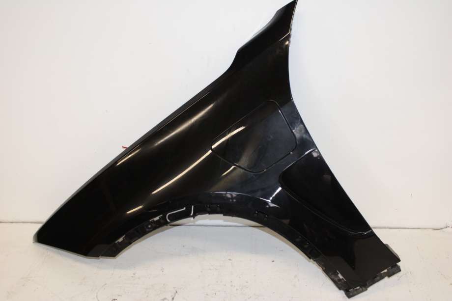 Skjerm venstre foran til BMW X5, 2013-2018 (F15) (F15) (BMW|51 65 7 381 737)