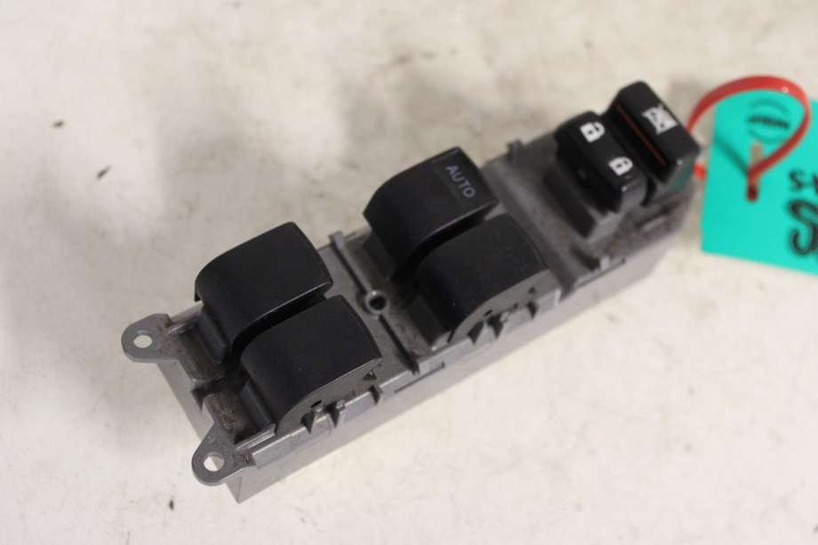 Bryter ruteheis til Toyota RAV4 2009-2013 (Type III, Fase 2)  (TOYOTA|8482012520|)
