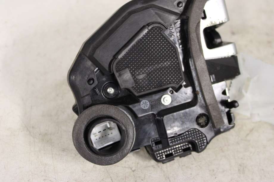 Låsekasse høyre bak til Toyota RAV4 2009-2013 (Type III, Fase 2) (TOYOTA|6905042021|)