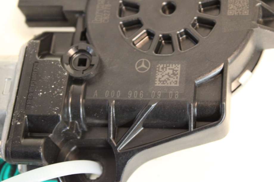 Ruteheis høyre bak til Mercedes A-Klasse 2018-->> (W177) (W177) (MERCEDES|A 000 906 09 08|)