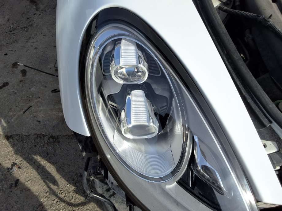 Frontlykt høyre halogen til Porsche Panamera, 2009-2017 (Type I) (970) (970) (PORSCHE|970 631 172 54)