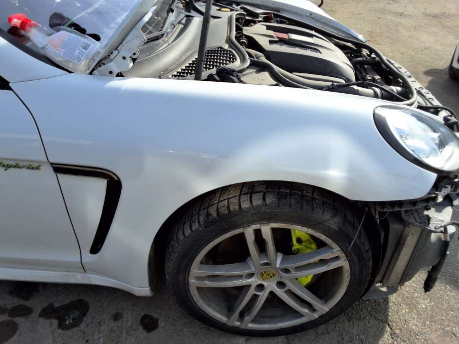 Skjerm høyre foran til Porsche Panamera, 2009-2017 (Type I) (970) (970) (PORSCHE|970 503 032 03)