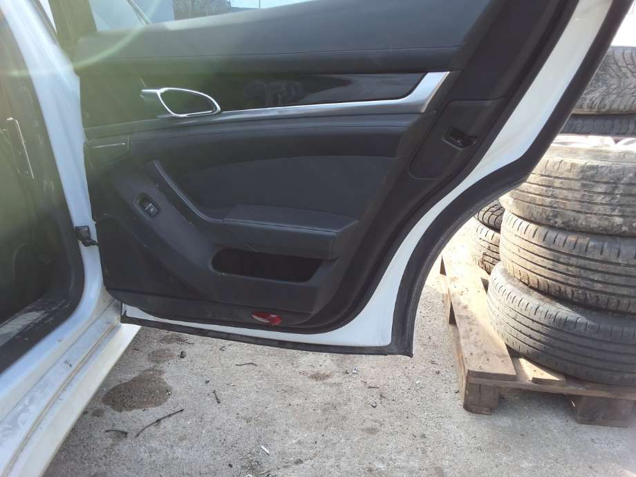 Dør høyre bak til Porsche Panamera 2009-2017 (Type I) (970) (970) (PORSCHE|970 532 012 00|)