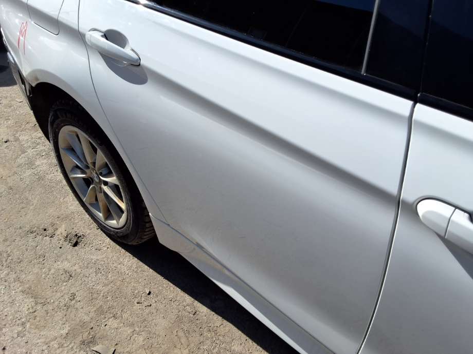 Dør høyre bak til BMW 3-Serie 2012-2018 (F30/F31/F34) (F30/F31/F34) (BMW|41 00 7 298 525|41 00 9 628 765|)