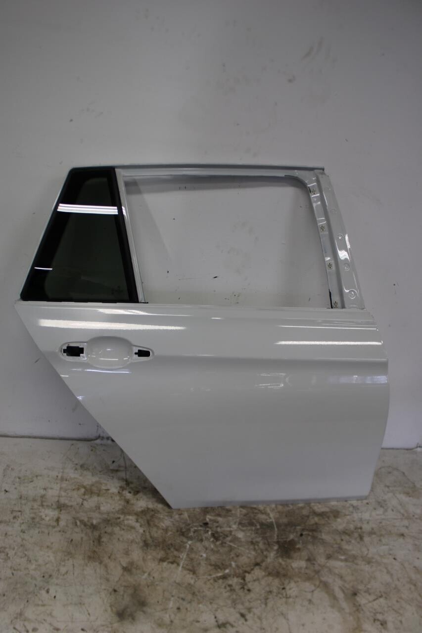 Dør høyre bak til BMW 3-Serie 2012-2018 (F30/F31/F34) (F30/F31/F34) (BMW|41 00 7 298 525|41 00 9 628 765|)