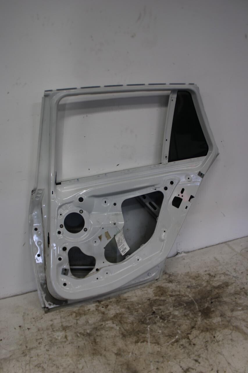 Dør høyre bak til BMW 3-Serie 2012-2018 (F30/F31/F34) (F30/F31/F34) (BMW|41 00 7 298 525|41 00 9 628 765|)