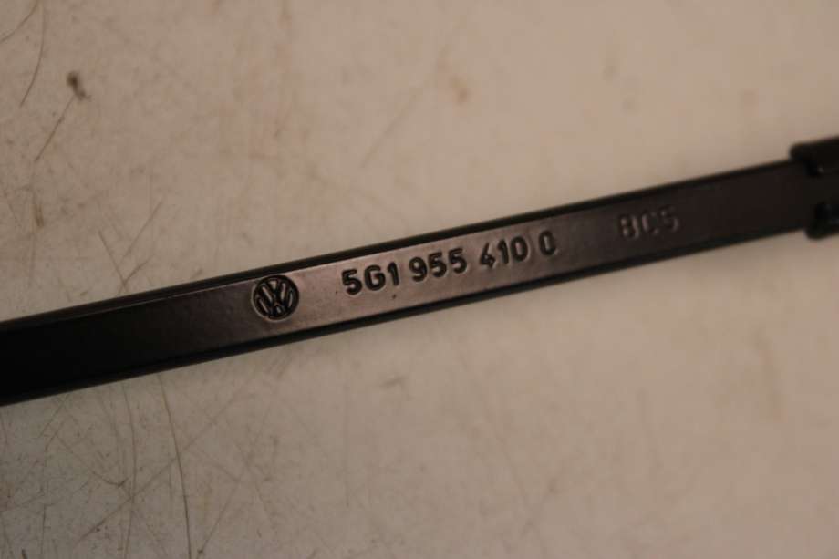 Viskerarmer frontrute til VW e-Golf 2014-2017 (Fase 1)  (VOLKSWAGEN|5G1 955 409 B|)