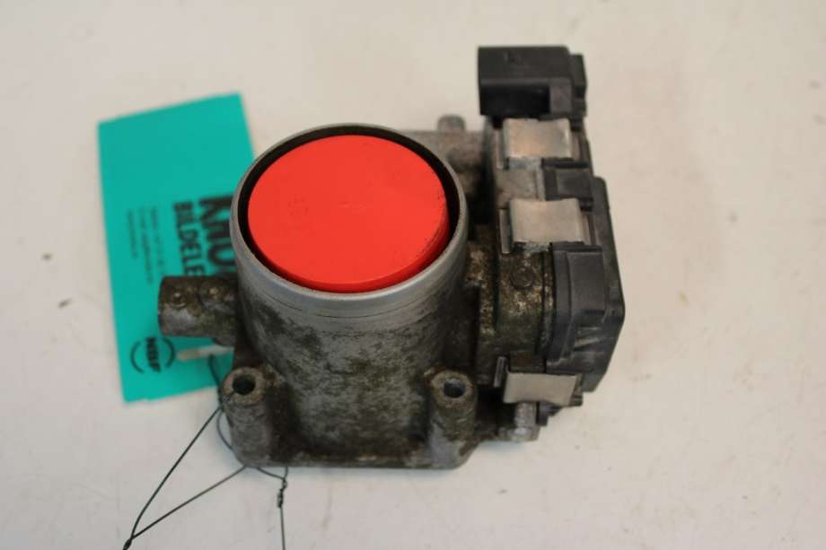 Spjeldhus til VW Passat 2015-2019 (Fase 1) (B8) (B8) (VOLKSWAGEN|03F 133 062 E|)