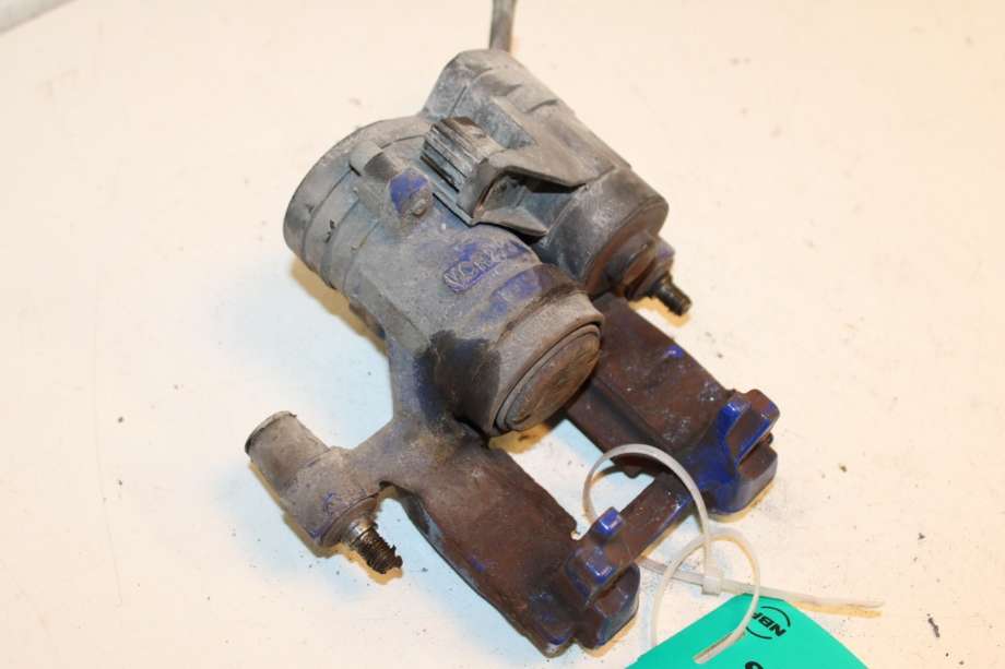 Bremsecaliper høyre bak til VW Passat 2015-2019 (Fase 1) (B8) (B8) (VOLKSWAGEN|3Q0 615 424 B|)
