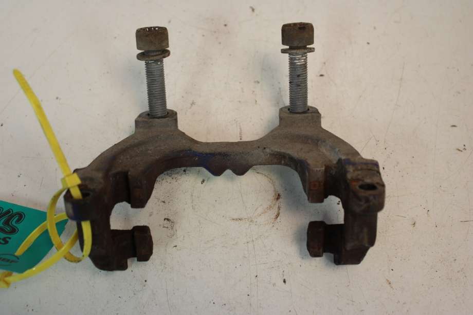 Bremsecaliper brakett til VW Passat 2015-2019 (Fase 1) (B8) (B8) (VOLKSWAGEN|5G0 615 425|)