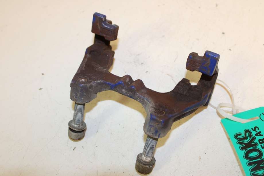 Bremsecaliper brakett til VW Passat 2015-2019 (Fase 1) (B8) (B8) (VOLKSWAGEN|5G0 615 425|)