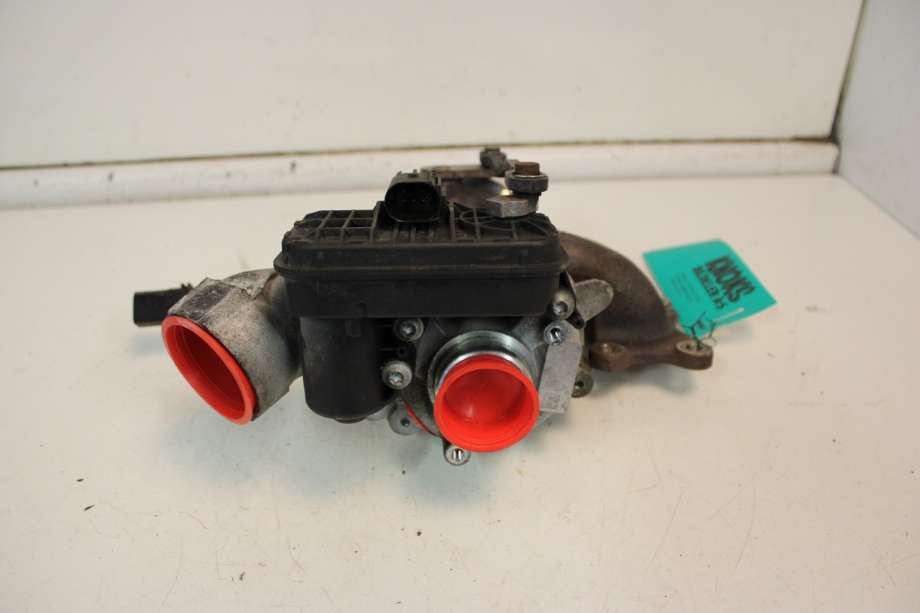 Turbo til VW Passat 2015-2019 (Fase 1) (B8) (B8) (VOLKSWAGEN|04E 145 874 B|)