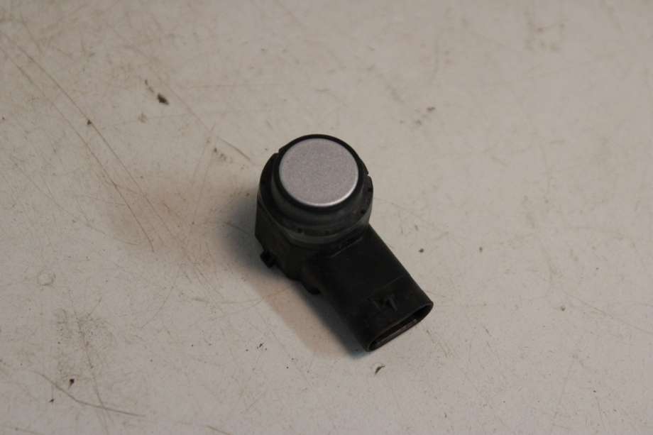 Parkeringssensor foran til VW Passat 2011-2015 (B7) (B7) (VOLKSWAGEN|1S0 919 275 C|)