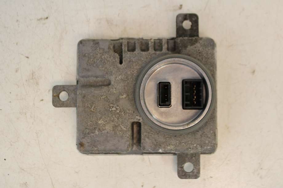 Styreenhet xenon/ballast til Audi A4, 2007-2014 (Type IV) (B8) (B8) (AUDI|8K0 941 597 E)