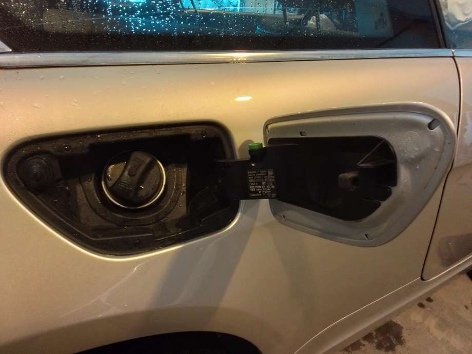 Tanklokk til BMW 6-Serie 2002-2010 (E63/E64) (E63/E64) (BMW|51 17 7 009 382|51 17 7 011 342|)