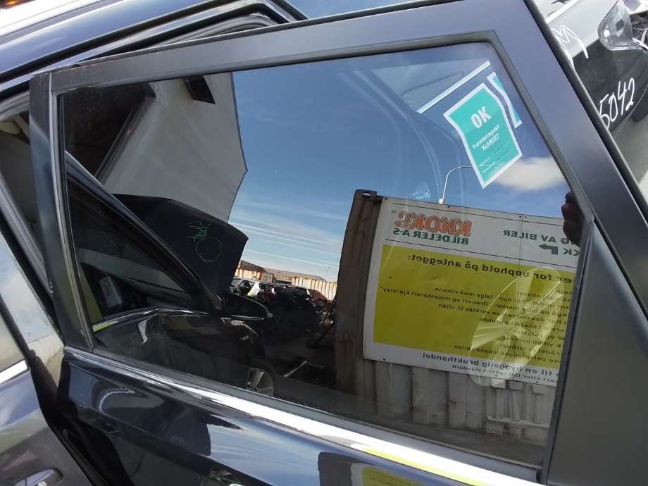 Siderute venstre bak til Toyota Auris 2013-2015 (Type II, Fase 1) (TOYOTA|6810402360|)