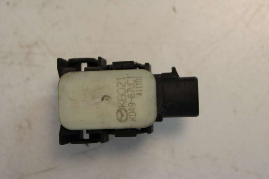 Parkeringssensor foran til Mazda CX-5 2012-2017 (Type I)  (MAZDA|KD49-67UC1|)