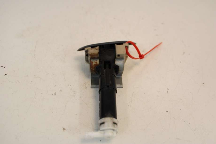 Lyktespylerdyse til Mazda CX-5 2012-2017 (Type I) (MAZDA|KD49-51-82Y|)