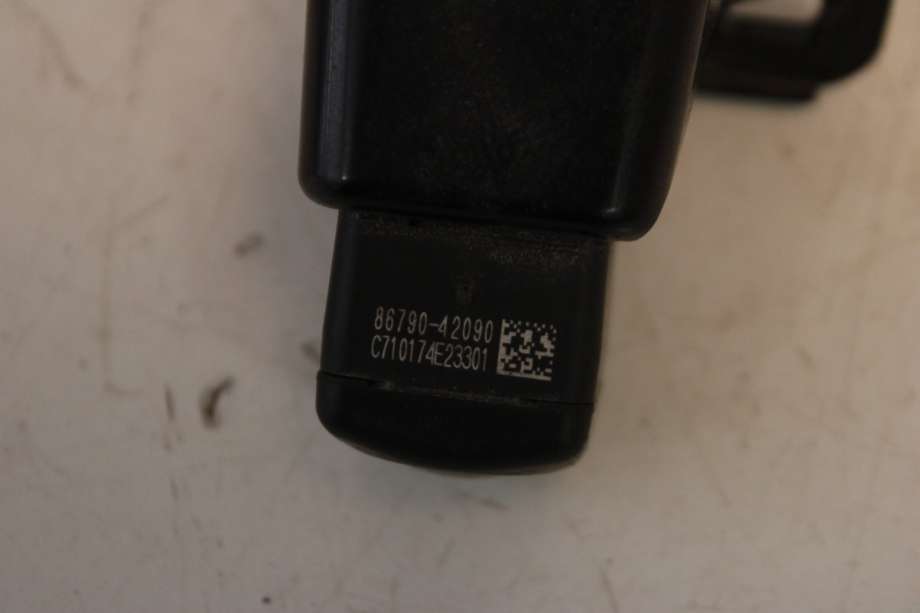 Kamera til Toyota RAV4 2016-2019 (Type IV, Fase 2)  (TOYOTA|8679042090|)