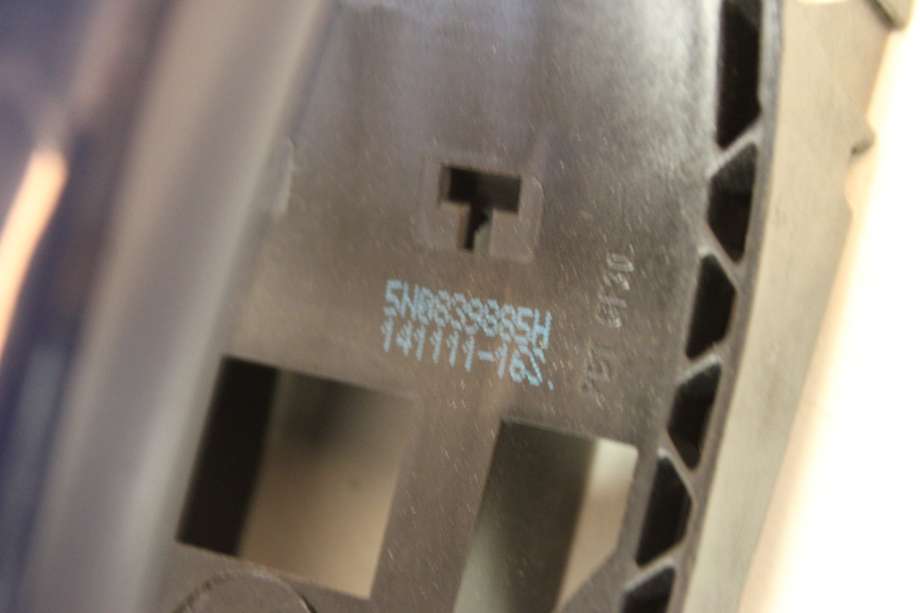 Dørhåndtak utv venstre bak til Škoda Superb 2008-2015 (Type II)  (SKODA|1K8 837 205 F|)