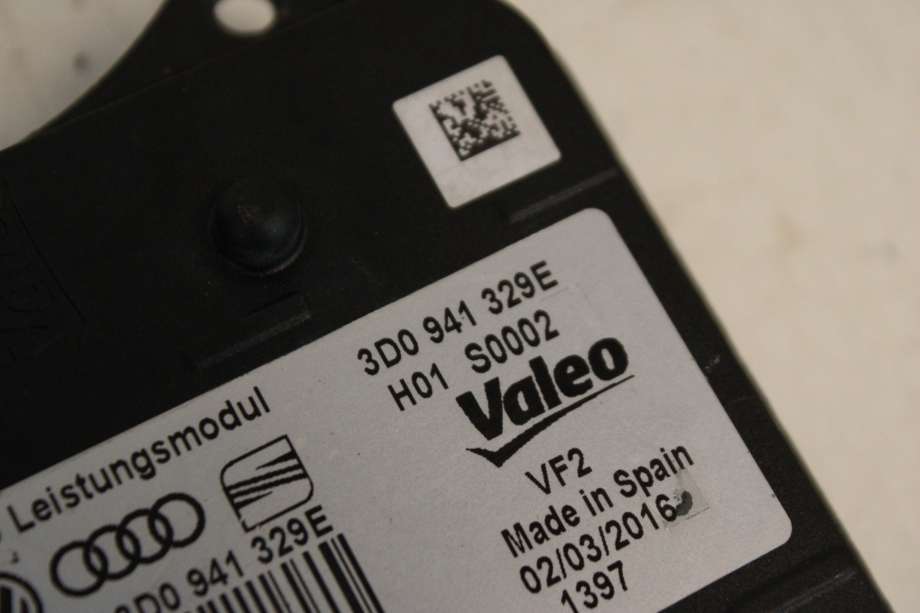 Styreenhet xenon/ballast til VW Golf VII 2012-2017 (Fase 1) (VOLKSWAGEN|3D0 941 329 E|)