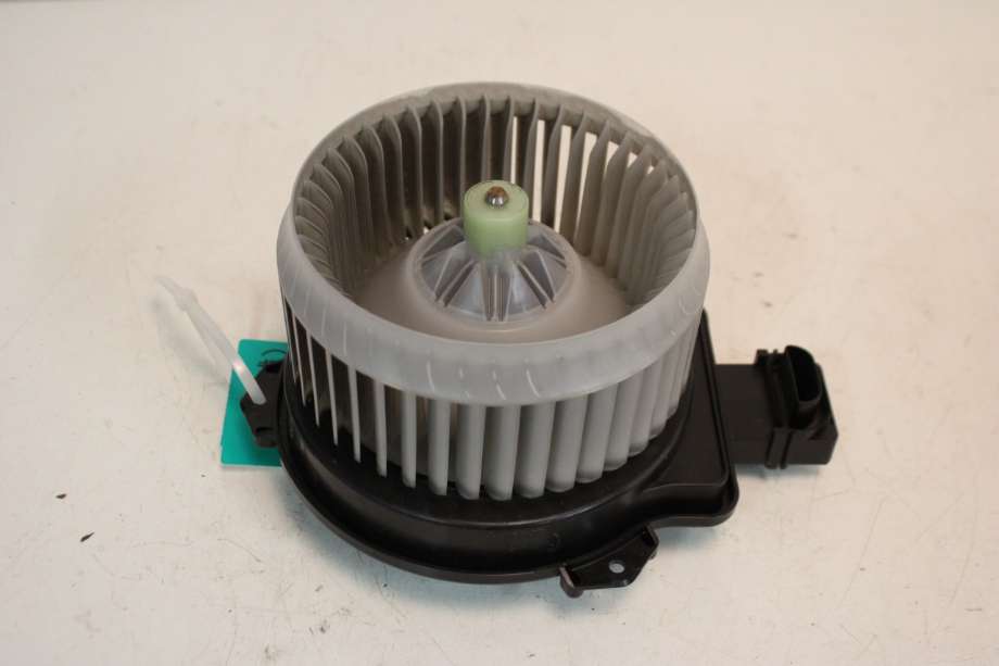 Varmeapparat motor til Suzuki SX4 S-CROSS 2013-->> (Type II) (SUZUKI|74150-61MA0|)