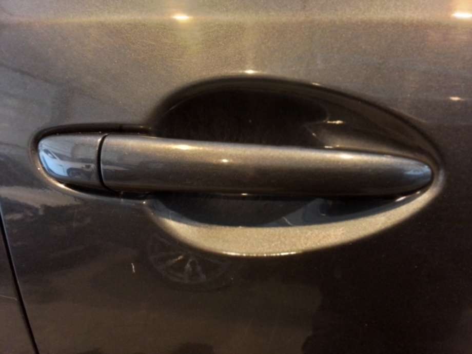 Dørhåndtak utv høyre foran til Mazda CX-5 2012-2017 (Type I) (MAZDA|KD535841XB27|KD535842X|)