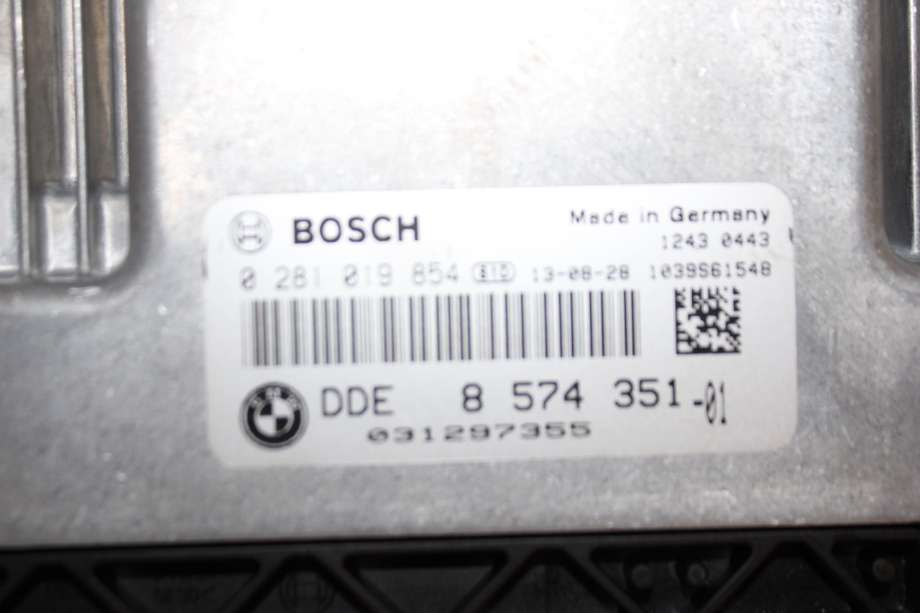 Styreenhet motor til BMW X1 2009-2015 (E84) (E84) (BMW|13 61 8 580 307|)
