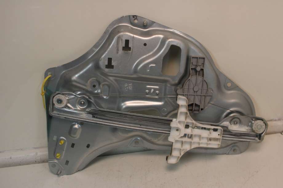 Ruteheis til Hyundai Ix35 2010-2015 (HYUNDAI|83401 2Y000|)