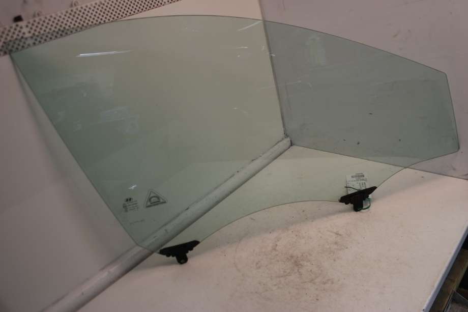 Siderute høyre foran til Hyundai Ix35 2010-2015  (HYUNDAI|82421 2S000|)