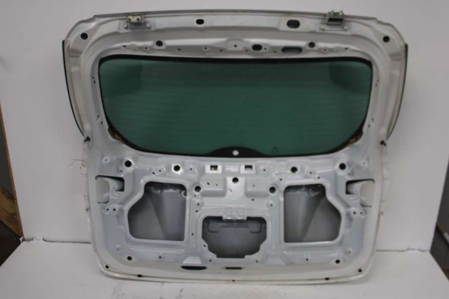 Bakluke til Hyundai Ix35 2010-2015  (HYUNDAI|73700 2Y001|)