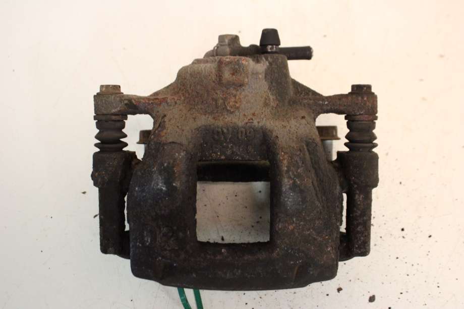 Bremsecaliper høyre foran til Toyota Auris 2013-2015 (Type II, Fase 1) (TOYOTA|4773002510|)