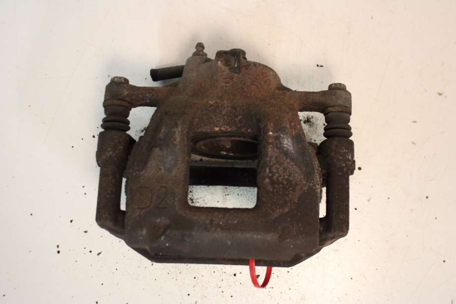 Bremsecaliper venstre foran til Toyota Auris 2013-2015 (Type II, Fase 1)  (TOYOTA|4775002250|)