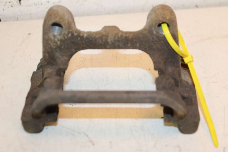 Bremsecaliper brakett til VW Caddy, 2015-2020 (Type III, Fase 3)  (VOLKSWAGEN|5Q0 615 425 A)