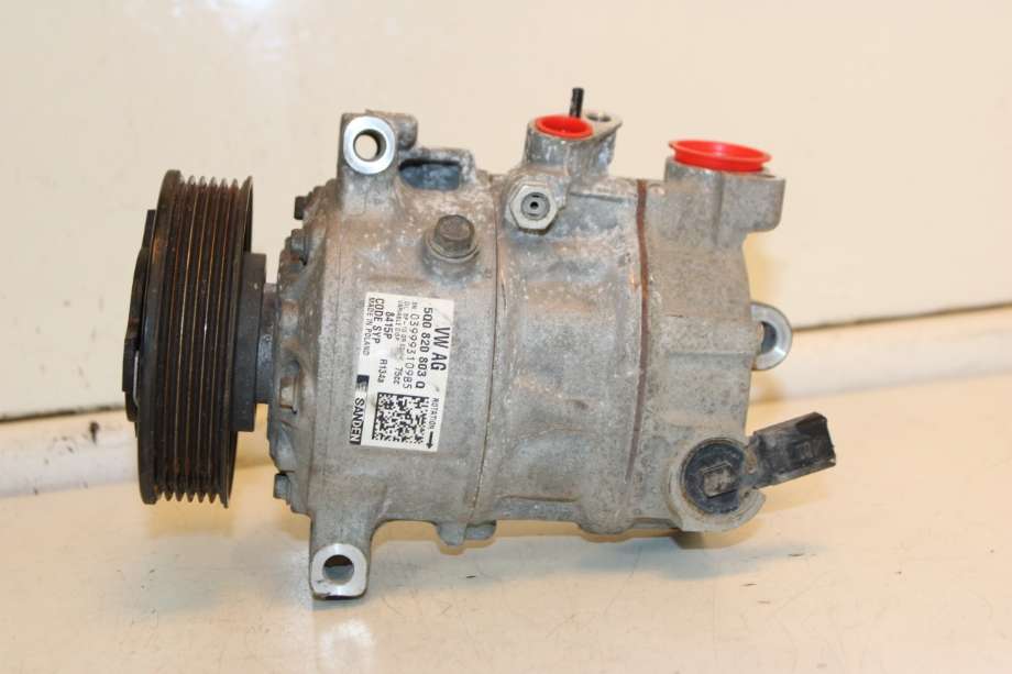 Aircondition kompressor til VW Caddy, 2015-2020 (Type III, Fase 3)  (VOLKSWAGEN|5Q0 820 803 K)