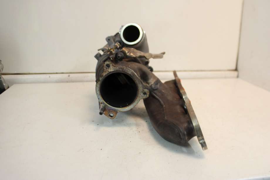 Turbo til Mercedes A-Klasse 2018-->> (W177) (W177) (MERCEDES|A 260 090 42 00|)