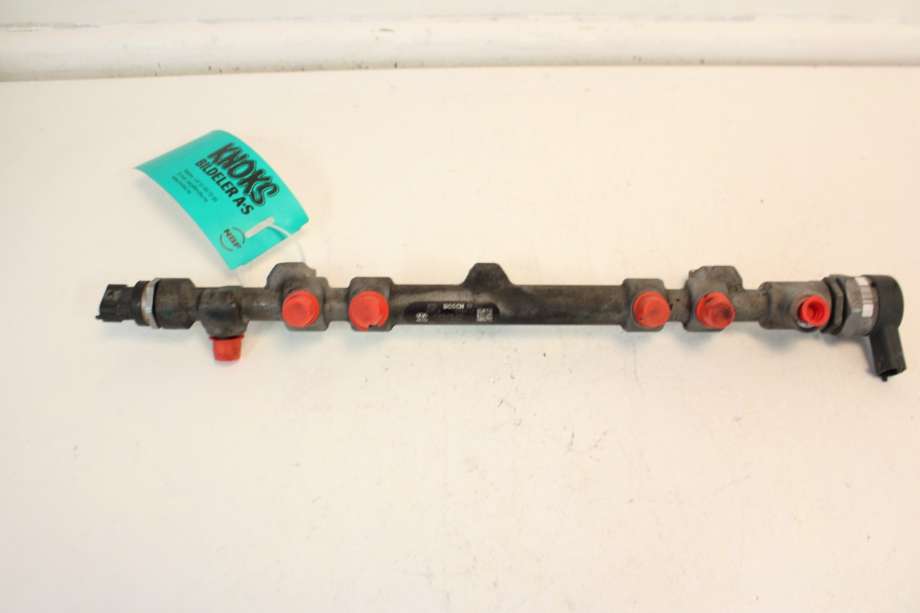 Dyseskinne (fuelrail) til Kia Sportage 2010-2016 (Type III) (KIA|31400 2F000|)