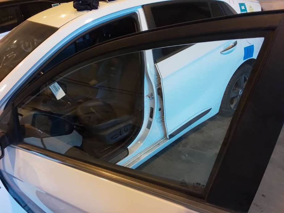 Siderute venstre foran til Hyundai Ioniq Electric 2016-2019 (Fase 1) (HYUNDAI|82410G 2030|)