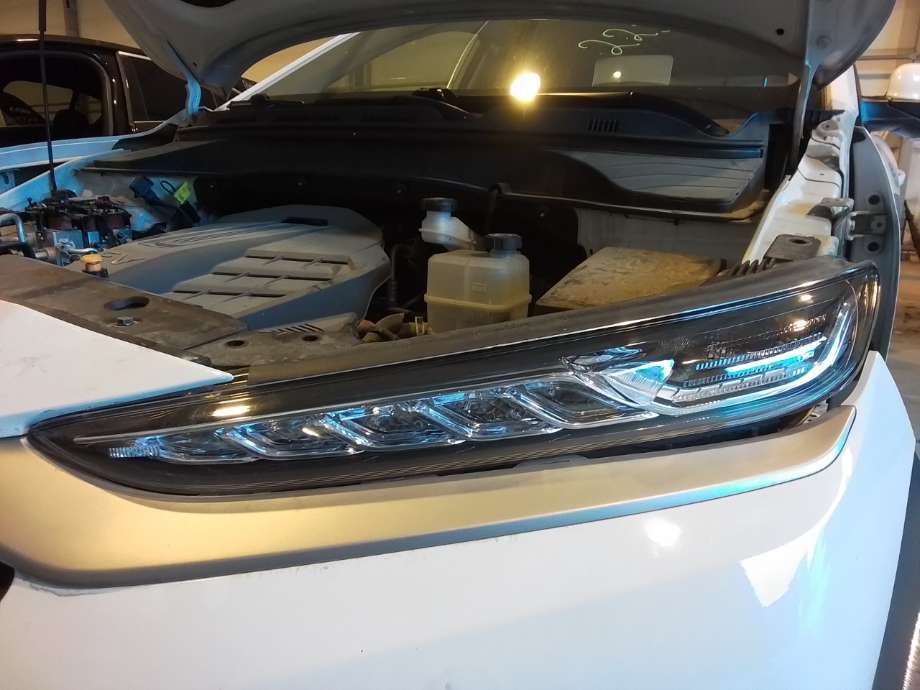 Tåkelykt venstre foran til Hyundai Kona, 2017-2021 (Type I, Fase 1)  (HYUNDAI|92207J9000)