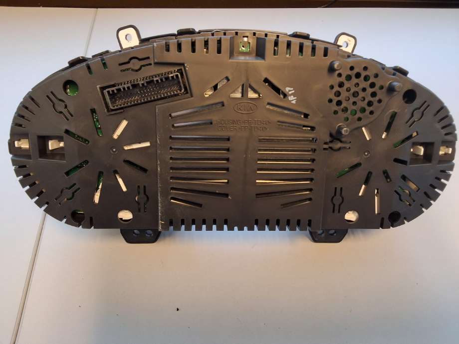 Instrumentpanel til Kia Sportage 2010-2016 (Type III)  (KIA|943703U200|)