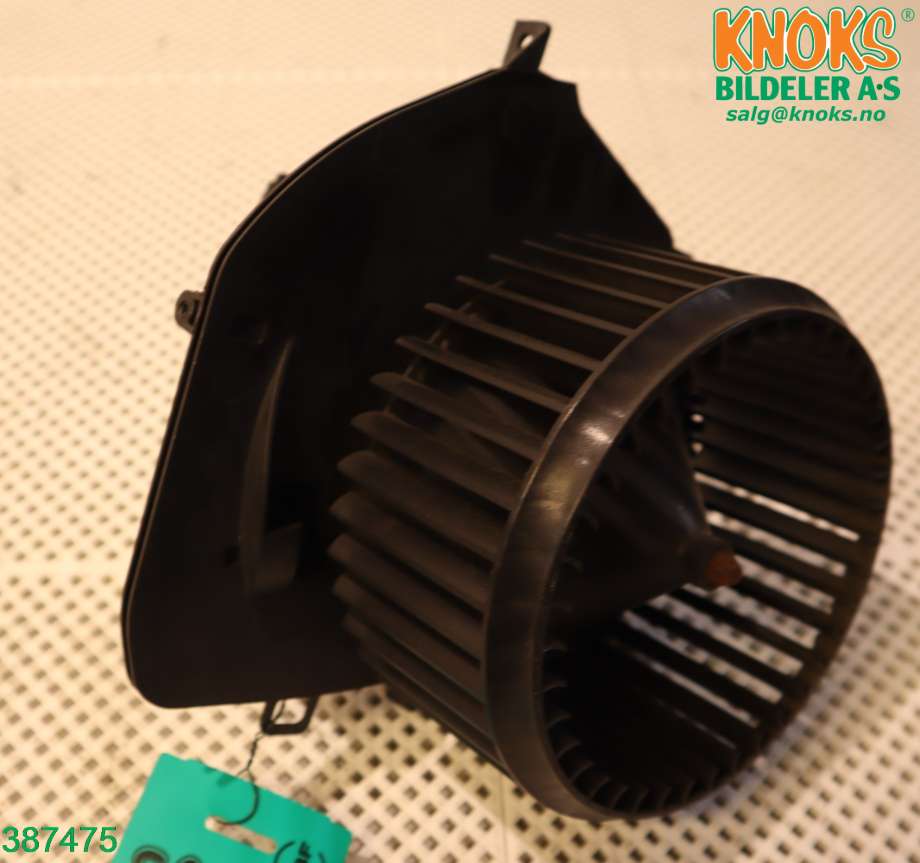 Varmeapparat motor til VW Transporter / Caravelle, 2015-2019 (T6) (T6) (VOLKSWAGEN|7E1 820 021 B)